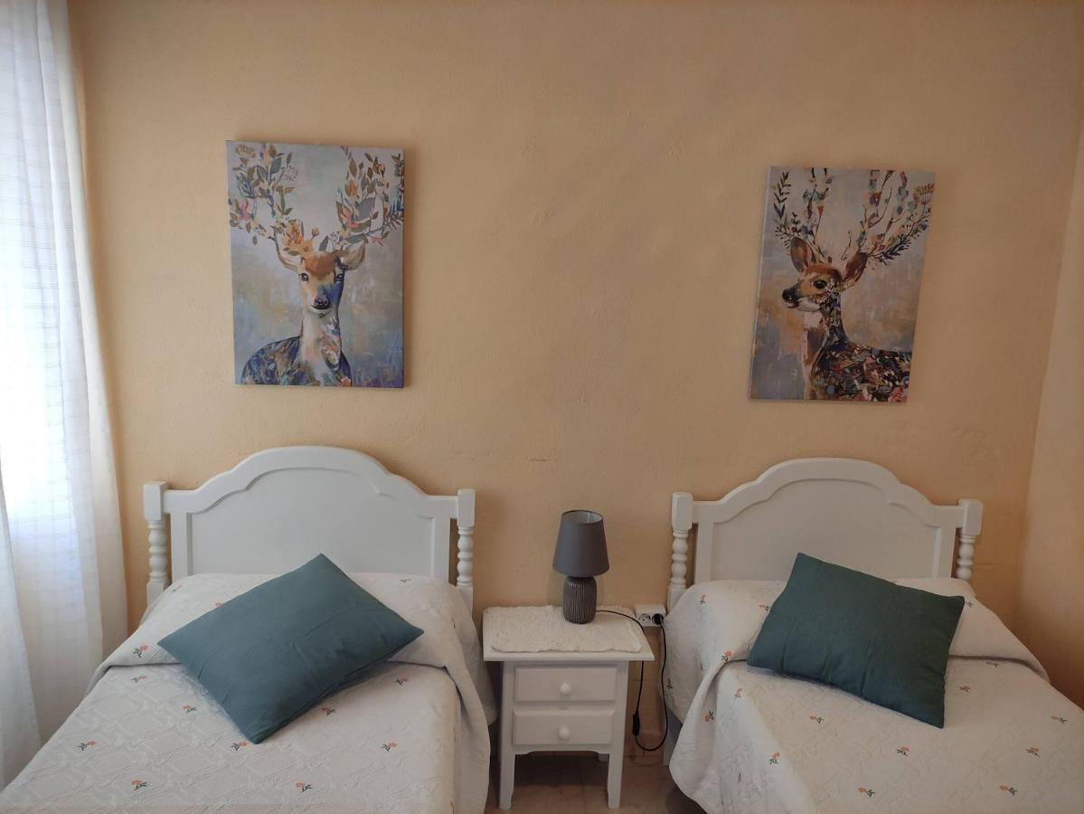 Amplio Piso Junto A Playa Victoria Apartment กาดิซ ภายนอก รูปภาพ